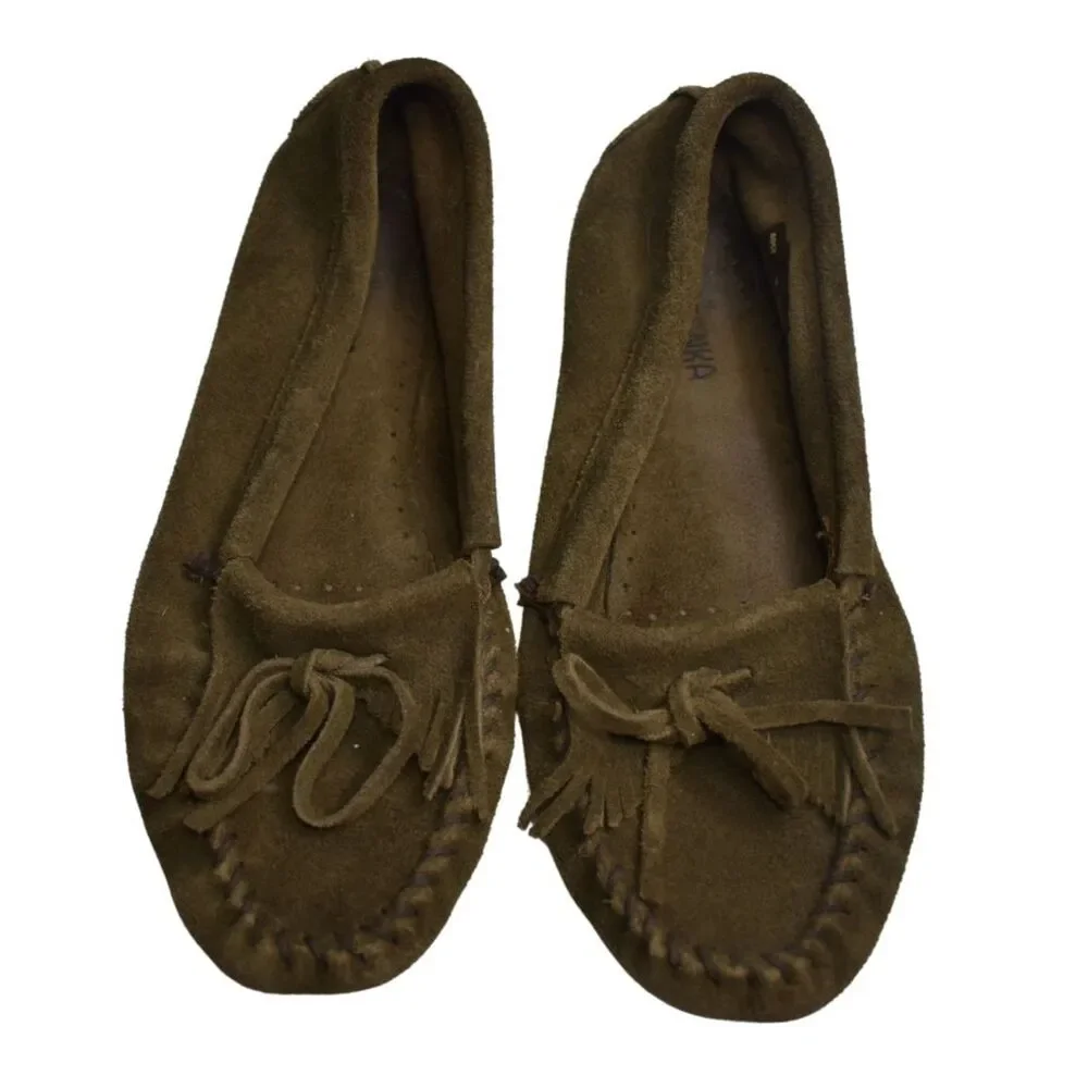 Minnetonka Kilty Soft Sole Moccasin Shoes Green Casual Flats Womens 9